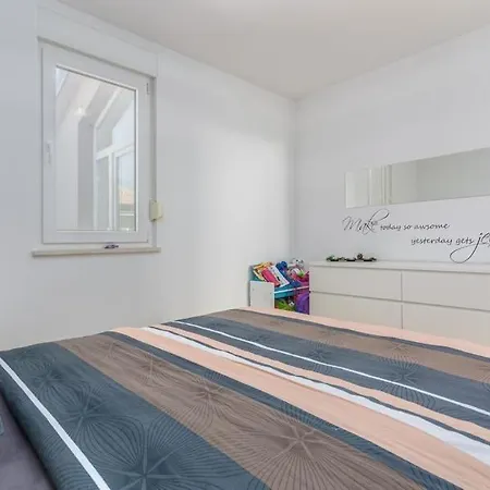 Paradiso With Sea View * Karigador