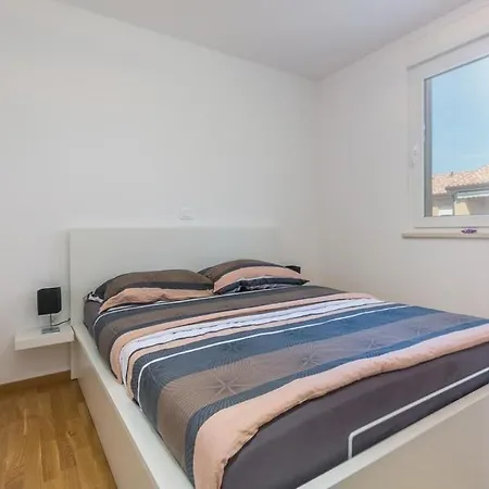 Paradiso With Sea View * Karigador