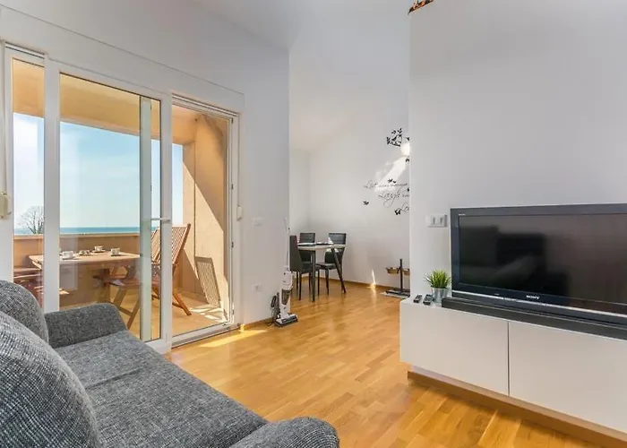 Paradiso With Sea View Apartman *